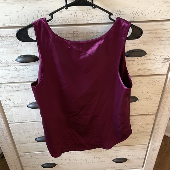 Guess purple Top - Picture 4 of 6